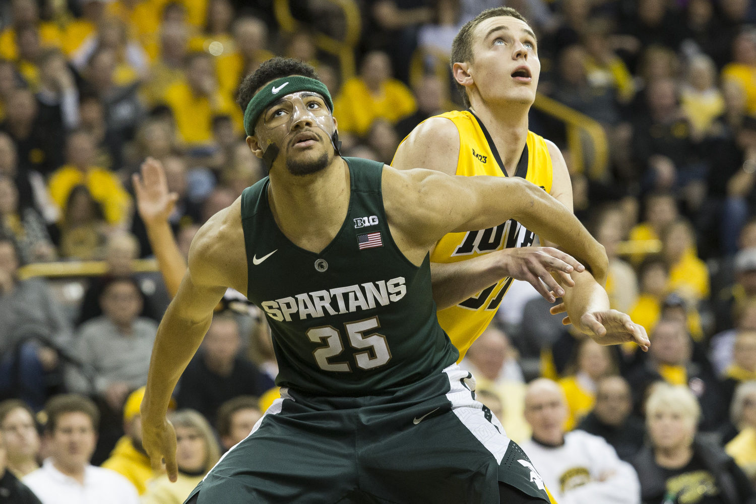 122915-iowa-basketball-35